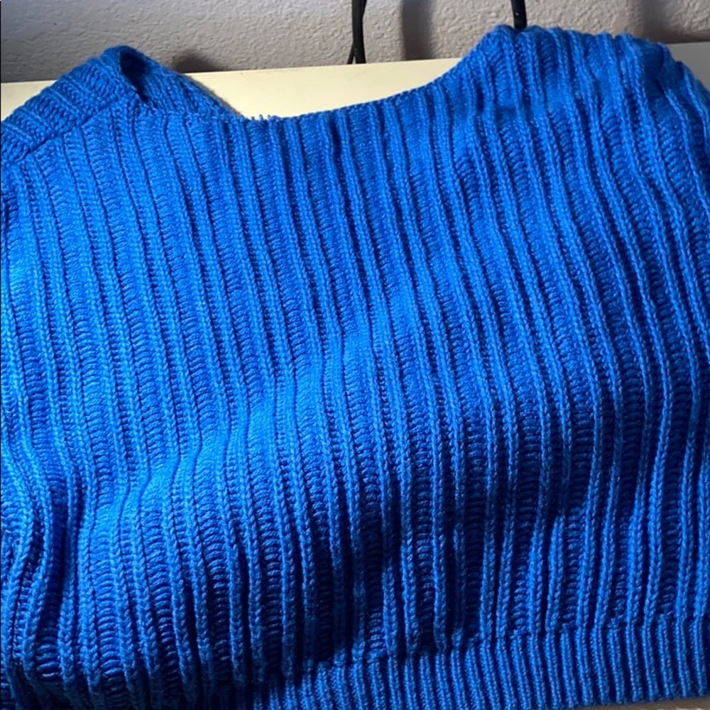 Blue sweater - Picture 4 of 4